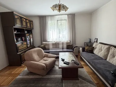 Prodaja, kuća, 187m², Zlatica, Podgorica - image 4