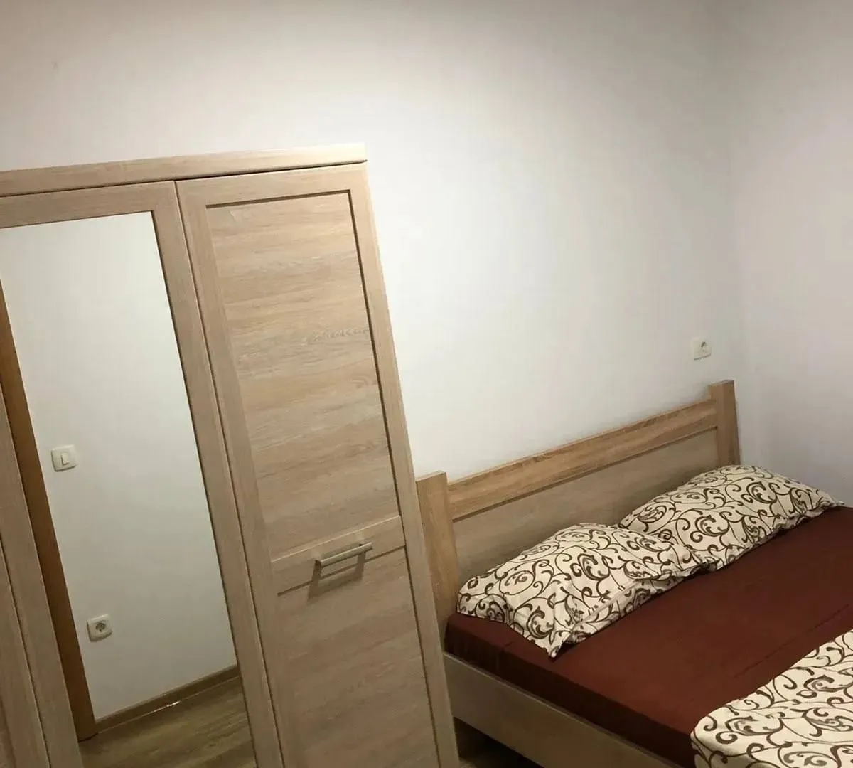 Rent, two bedroom apartment, 52m², Centar, Bar