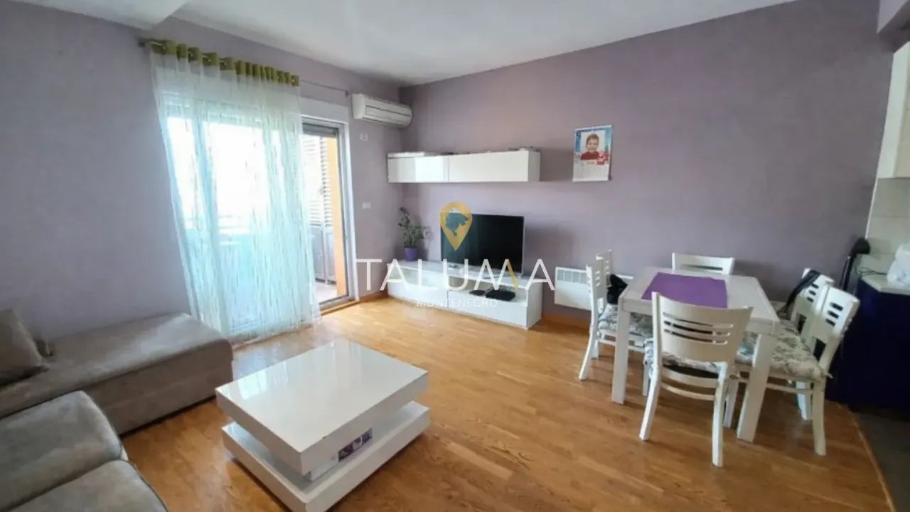 Rent, two bedroom apartment, 68m², City Kvart, Podgorica