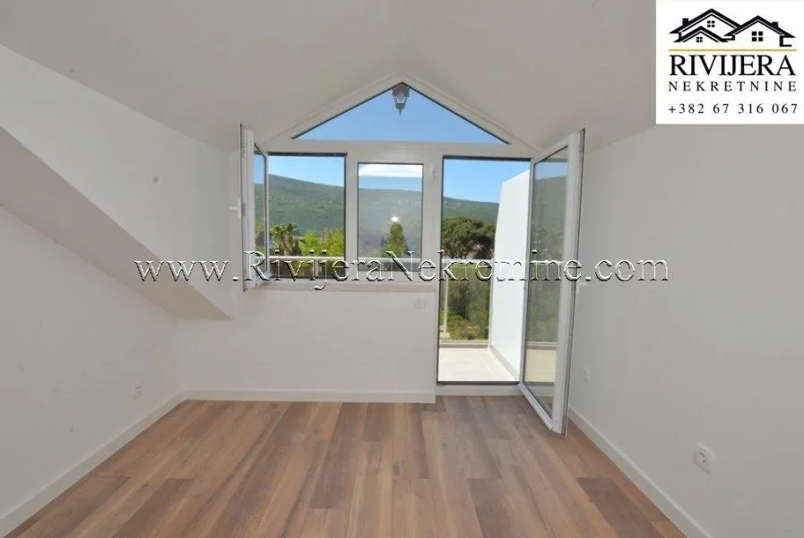 Prodaja, dvosoban stan, 96m², Đenovići, Herceg Novi