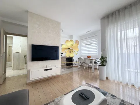 Sale, three bedroom apartment, 72m², City Kvart, Podgorica - image 6