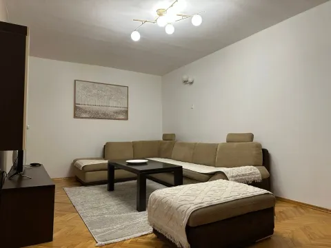 Izdavanje, dvosoban stan, 80m², Momišići, Podgorica - image 6