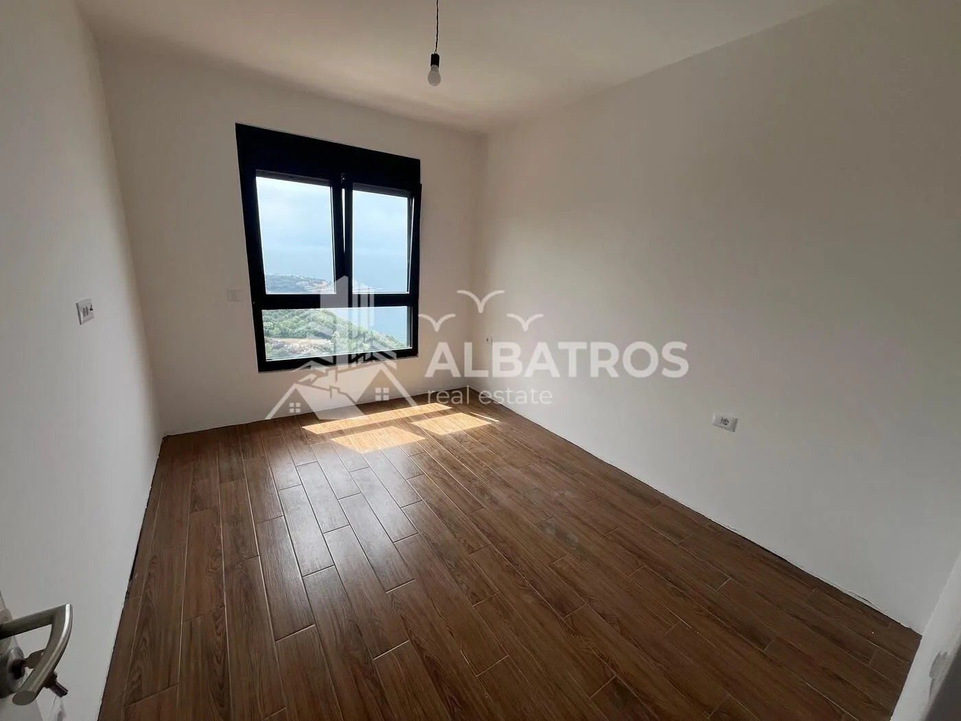 Prodaja, jednosoban stan, 60m², Dobra Voda, Bar