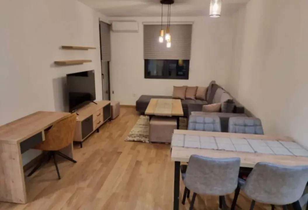 Izdavanje, jednosoban stan, 47m², City Kvart, Podgorica