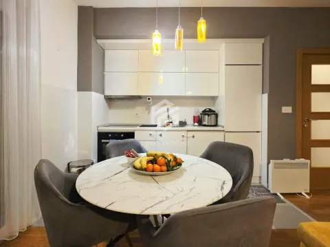 Prodaja, jednosoban stan, 49m², Stari Aerodrom, Podgorica - image 4