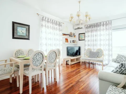 Sale, two bedroom apartment, 76m², Budva, Crna Gora - image 18