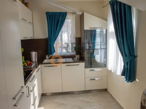 Prodaja, dvosoban stan, 80m², Kotor, Crna Gora - image 7