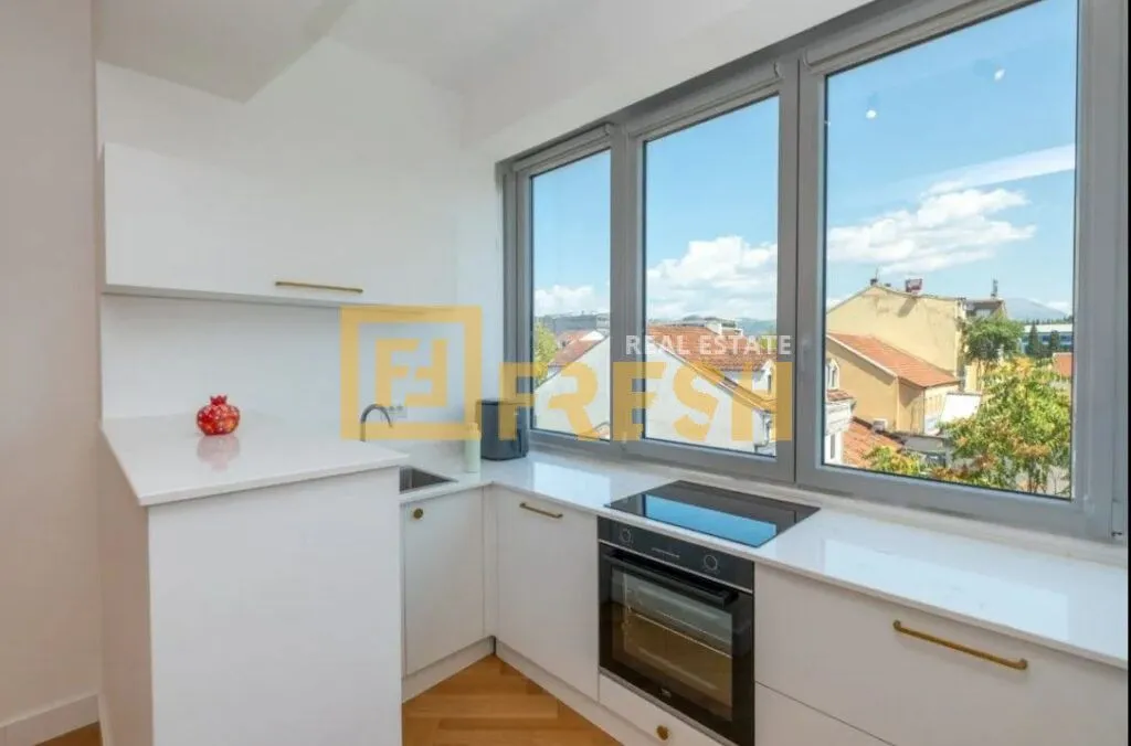 Rent, two bedroom apartment, 70m², Centar, Podgorica