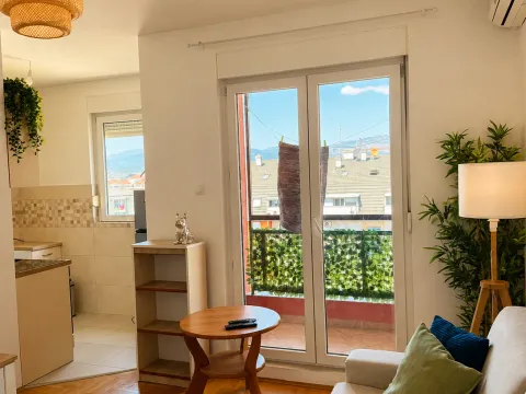 Izdavanje, garsonjera, 29m², Zabjelo, Podgorica - image 2