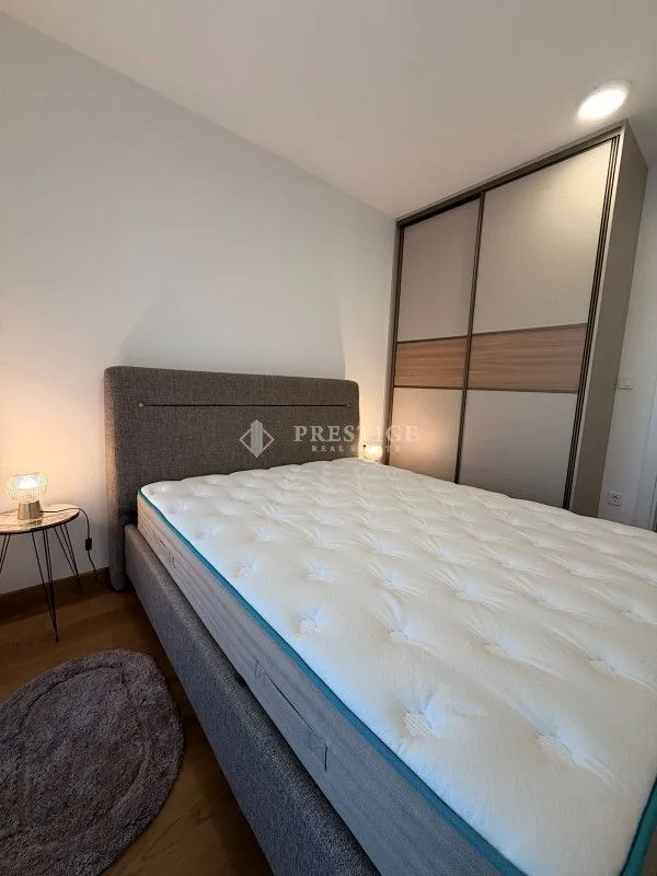 Izdavanje, dvosoban stan, 69m², Tološka šuma, Podgorica