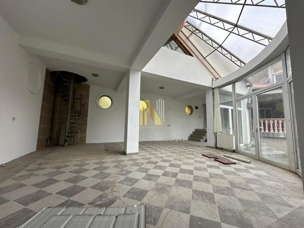 Prodaja, kuća, 809m², Sombor, Srbija