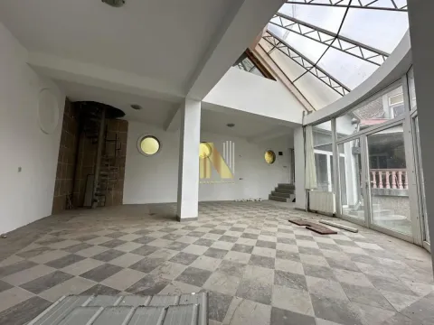 Sale, house, 809m², Sombor, Srbija - image 7