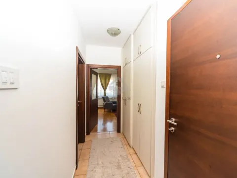 Rent, one bedroom apartment, 45m², Dalmatinska ulica, Podgorica - image 8