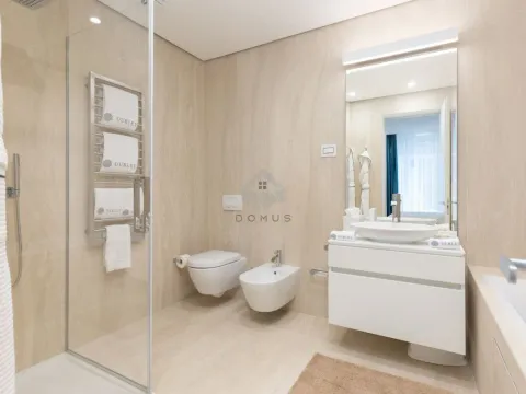 Prodaja, trosoban stan, 257m², Budva, Crna Gora - image 21