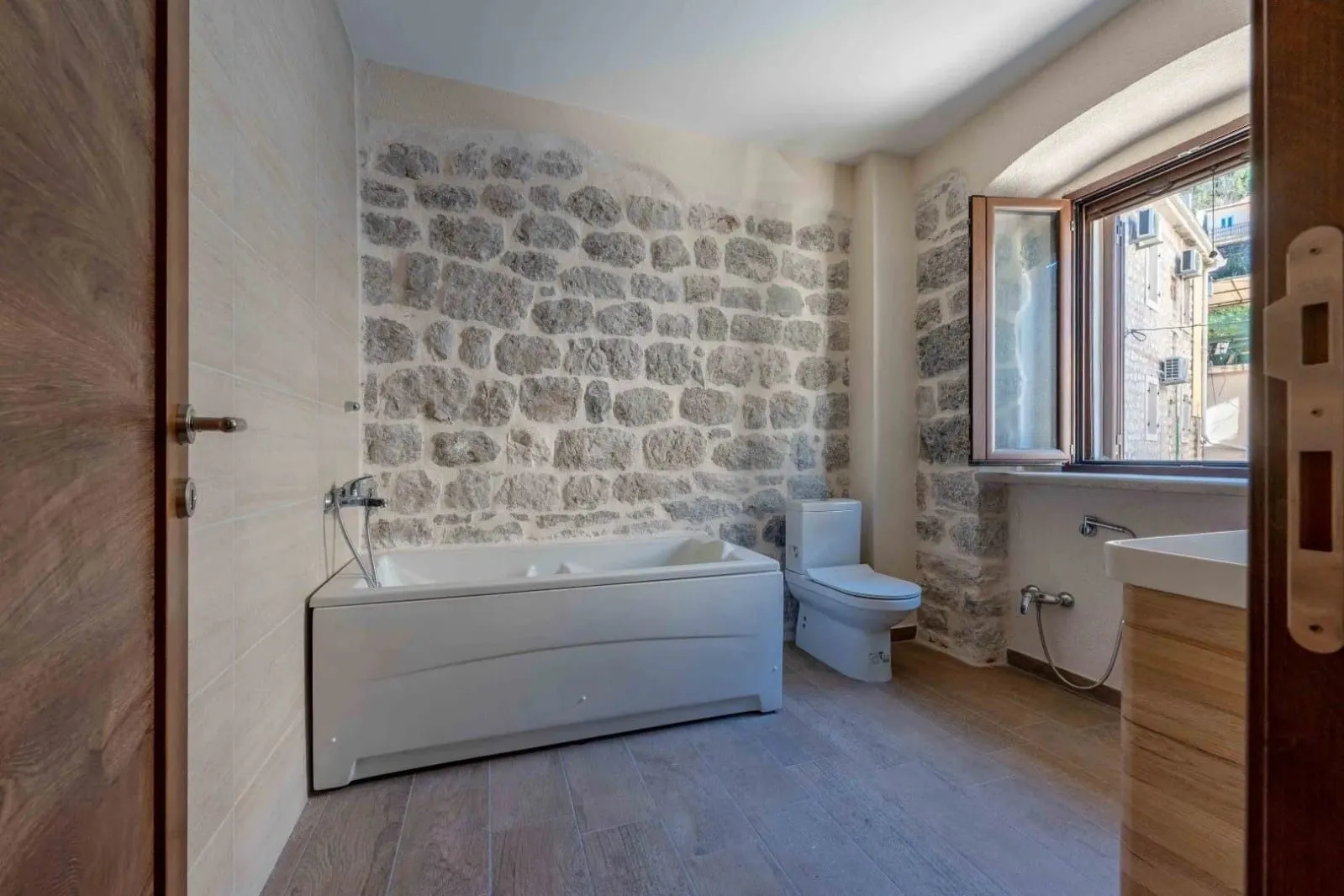 Sale, house, 130m², Muo, Kotor