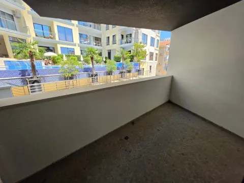 Prodaja, jednosoban stan, 52m², Bečići, Budva - image 13