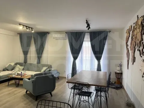 Rent, three bedroom apartment, 100m², Tivat, Crna Gora - image 13