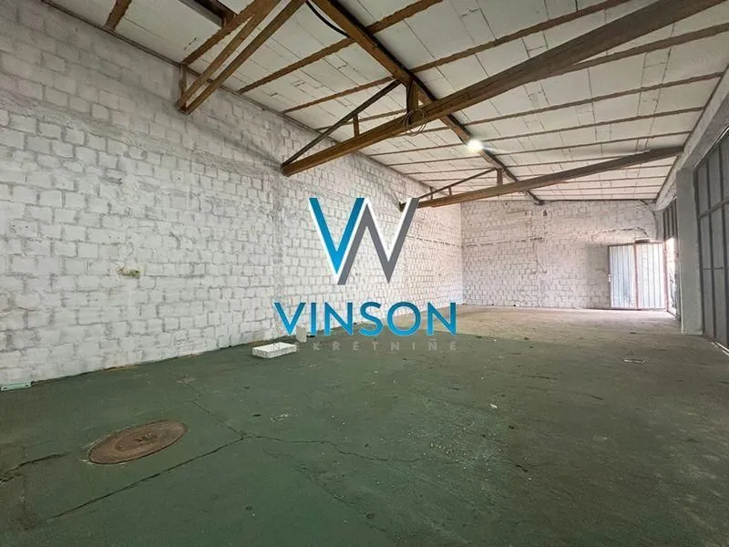 Rent, office space, 260m², Salajka, Novi Sad Sve Podlokacije
