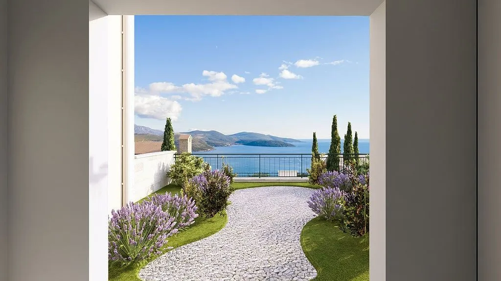 Prodaja, četvorosoban stan, 138m², Tivat, Crna Gora