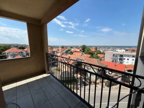 Sale, two bedroom apartment, 61m², Centar, Smederevo