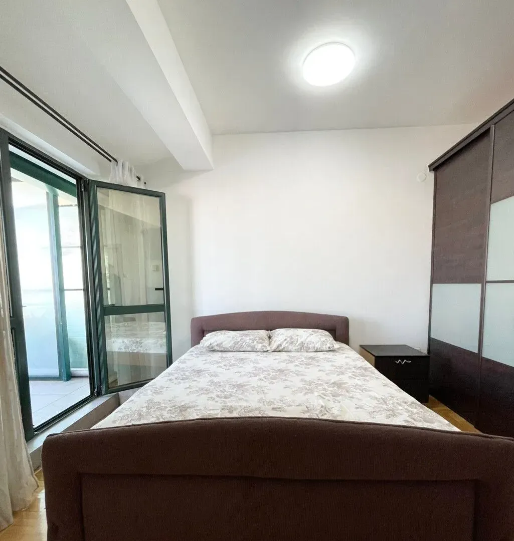 Rent, one bedroom apartment, 68m², Centar, Podgorica