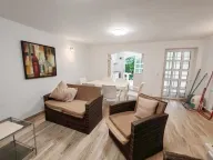 Rent, four bedroom apartment, 100m², Reževići, Budva - image 9