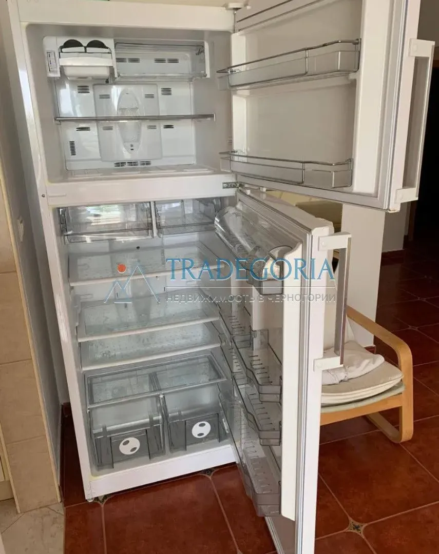 Prodaja, trosoban stan, 90m², Petrovac, Budva