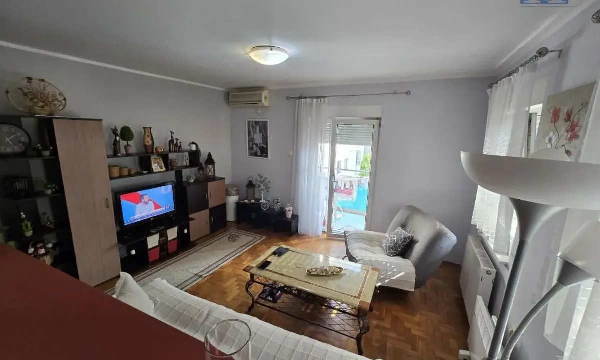 Prodaja, jednosoban stan, 54m², Centar, Novi Sad