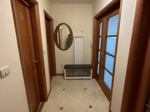 Izdavanje, dvosoban stan, 80m², Preko Morače, Podgorica - image 2