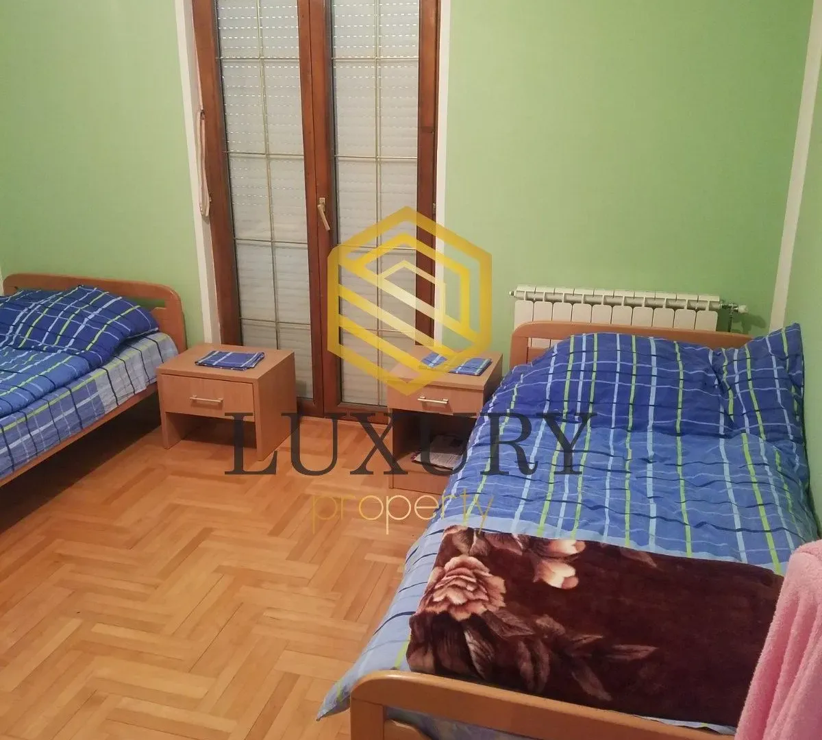 Izdavanje, stan, 140m², Zlatica, Podgorica