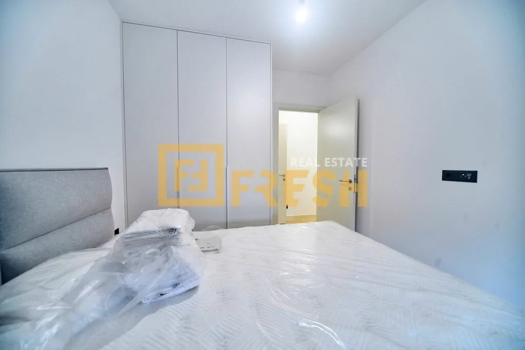 Izdavanje, dvosoban stan, 69m², Krivi Most, Podgorica