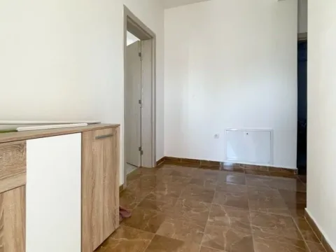 Rent, house, 145m², Donji Kokoti, Podgorica - image 12