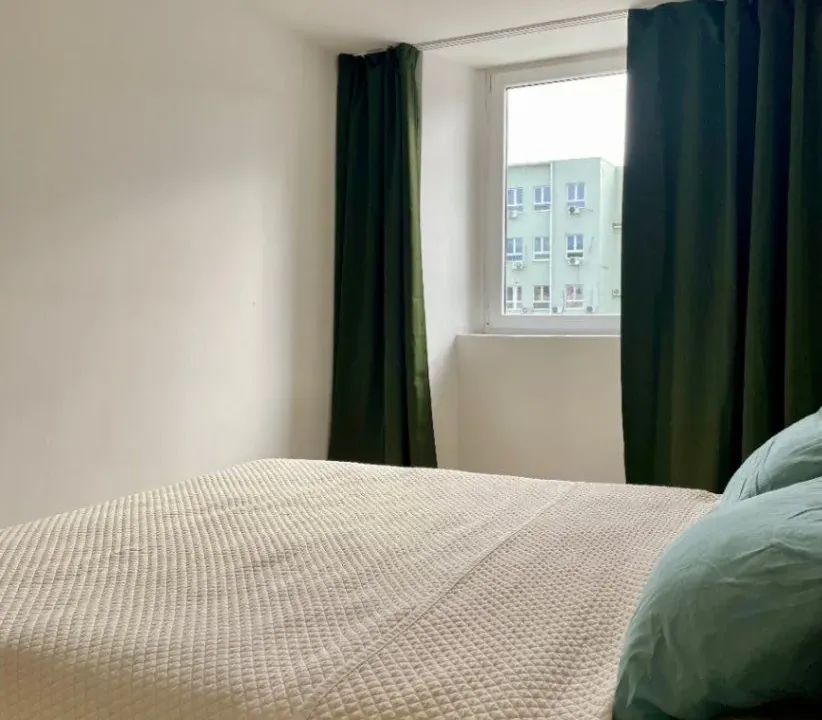 Izdavanje, dvosoban stan, 50m², Centar, Podgorica