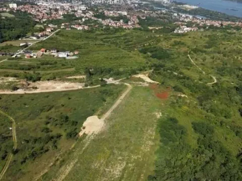 Sale, land lot, 10086m², Višnjička Banja, Palilula Sve Podlokacije - image 3