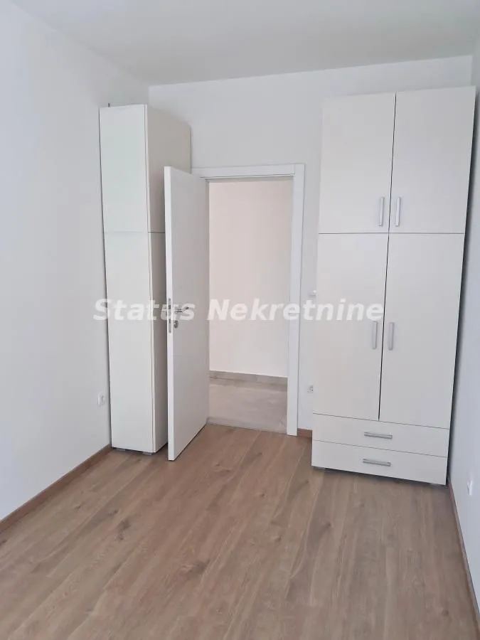 Prodaja, stan, 129m², Adamovićevo Naselje, Novi Sad Sve Podlokacije