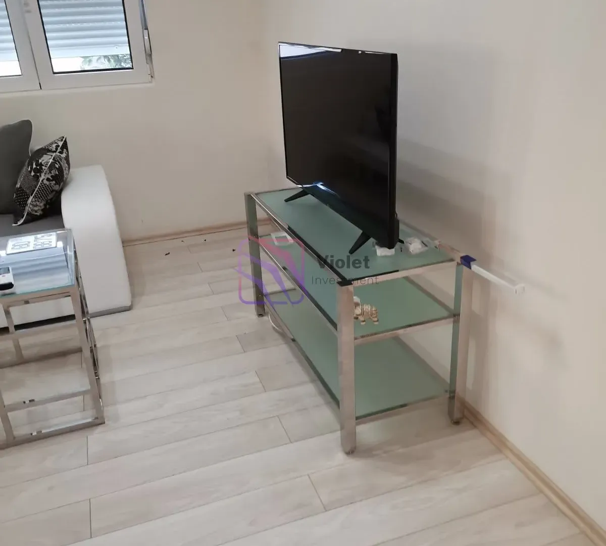 Izdavanje, jednosoban stan, 40m², Stari Aerodrom, Podgorica