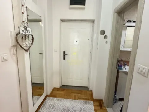 Prodaja, dvosoban stan, 49m², Ljubović, Podgorica - image 11