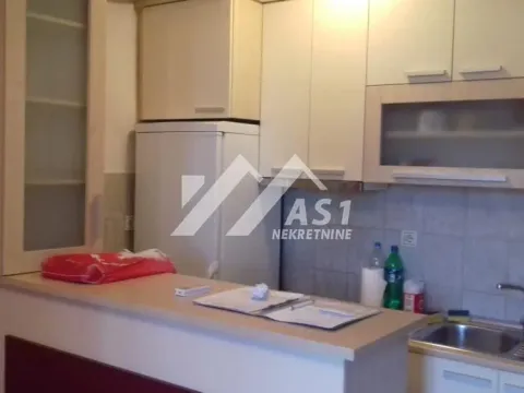 Izdavanje, stan, 30m², Socijalno, Novi Sad Sve Podlokacije - image 3