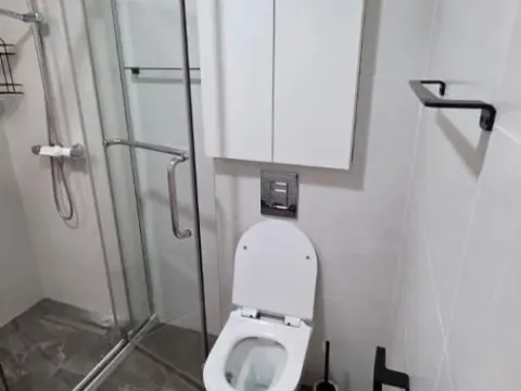 Izdavanje, dvosoban stan, 97m², Donja Lastva, Tivat - image 15