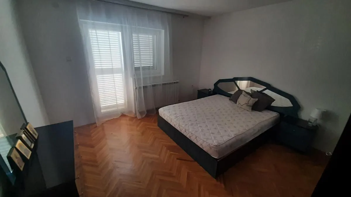 Prodaja, kuća, 200m², Adice, Novi Sad Sve Podlokacije