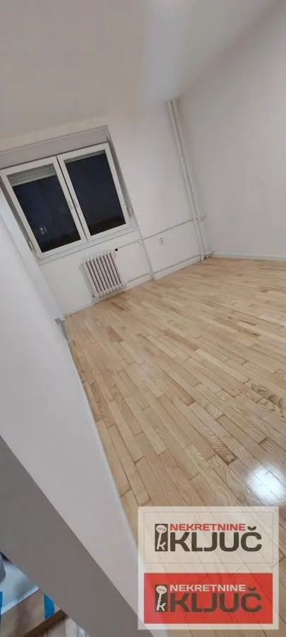 Prodaja, dvosoban stan, 51m², Rotkvarija, Novi Sad Sve Podlokacije