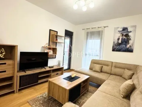 Rent, apartment, 46m², City Kvart, Podgorica - image 1