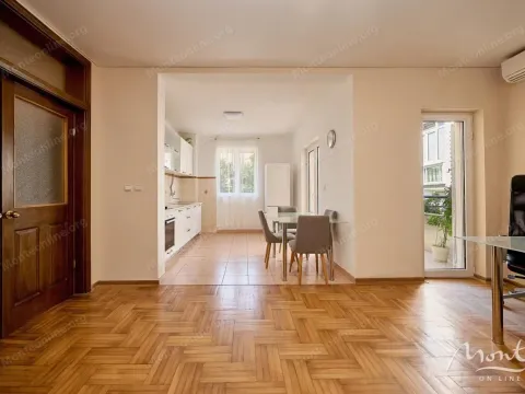 Prodaja, dvosoban stan, 62m², Budva, Crna Gora - image 2