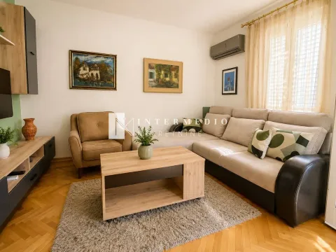 Izdavanje, jednosoban stan, 54m², Igalo, Herceg Novi - image 4