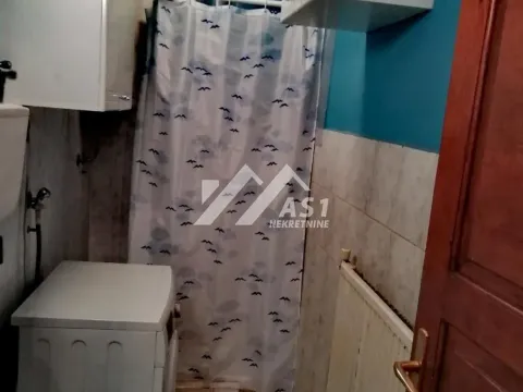 Izdavanje, jednosoban stan, 35m², Sajam, Novi Sad Sve Podlokacije - image 2