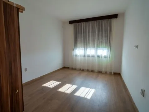 Izdavanje, kuća, 110m², City Kvart, Podgorica - image 8