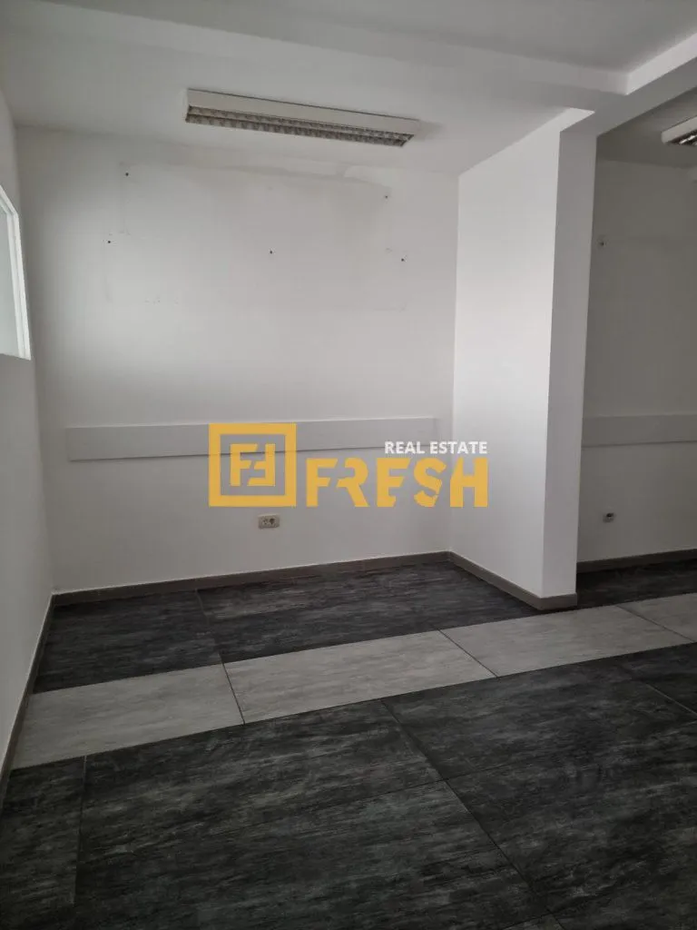 Rent, office space, 130m², Krivi Most, Podgorica