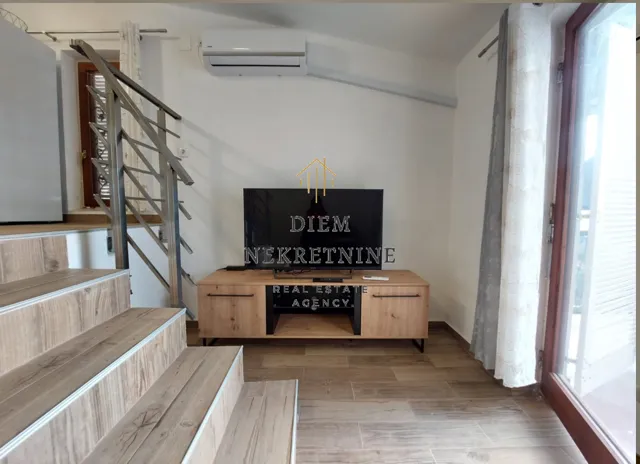 Rent, studio apartment, 35m², Kavač, Kotor