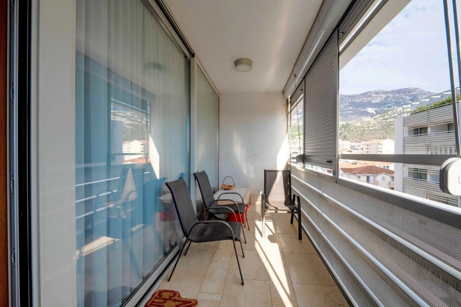 Sale, two bedroom apartment, 74m², Rozino, Budva