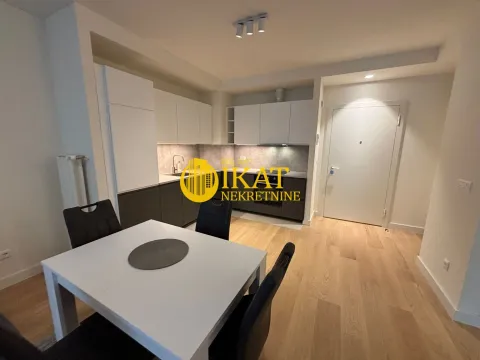 Rent, two bedroom apartment, 56m², Savski Venac, Beograd - image 5